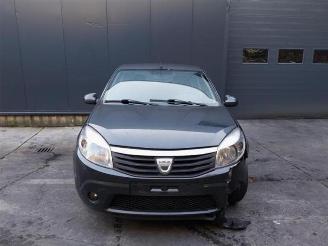 Dacia Sandero Sandero I (BS), Hatchback, 2008 / 2013 1.2 16V picture 2