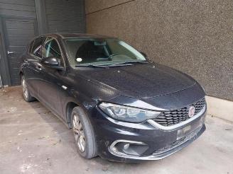 Auto da rottamare Fiat Tipo Tipo (356H/357H), Hatchback, 2016 1.6 D Multijet II 16V 2016/11
