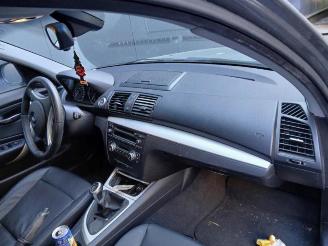 BMW 1-serie 1 serie (E87/87N), Hatchback 5-drs, 2003 / 2012 118i 16V picture 15