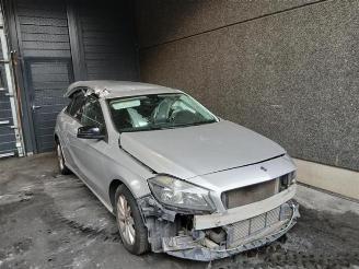 damaged passenger cars Mercedes A-klasse A (W176), Hatchback, 2012 / 2018 1.6 A-180 16V 2017/8
