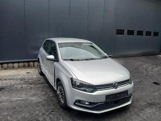 krockskadad bil auto Volkswagen Polo Polo V (6R), Hatchback, 2009 / 2017 1.4 TDI 2015/11
