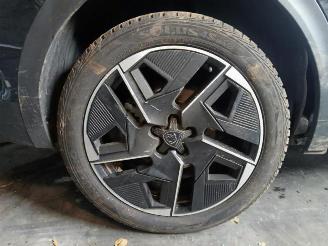 Peugeot 408 408, Liftback, 2022 1.6 16V HYbrid 180 picture 23