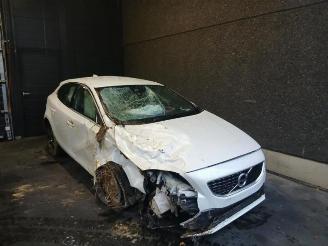 Coche siniestrado Volvo V-40 V40 (MV), Hatchback 5-drs, 2012 / 2019 2.0 D2 16V 2018