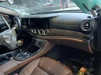 Mercedes E-klasse E (W213), Sedan, 2016 / 2023 E-220d 2.0 Turbo 16V picture 17