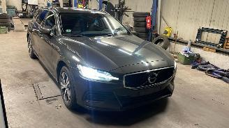 krockskadad bil auto Volvo V-60  2019/1