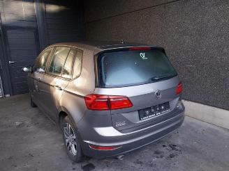 Salvage car Volkswagen Golf Sportsvan Golf Sportsvan (AUVS), MPV, 2014 / 2021 1.6 TDI BlueMotion 16V 2015/10