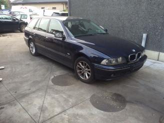 demontáž osobní automobily BMW 5-serie 520d  e39 2003/1