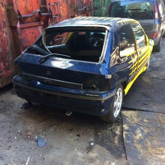 demontáž osobní automobily Renault Clio Williams 1993/1