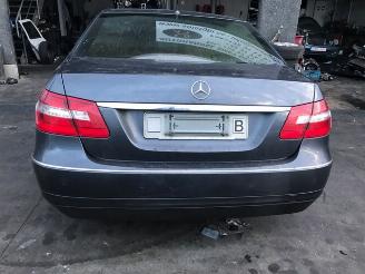 demontáž osobní automobily Mercedes E-klasse EW212 - DIESEL - 2200 CC - AUTOMAAT 2011/1