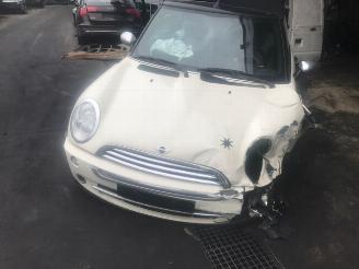 Vrakbiler auto Mini Cabrio  2006/1