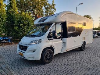 krockskadad bil camper Mc Louis  Souvereign 4 Pers. Hefbed Panorama 2015/8