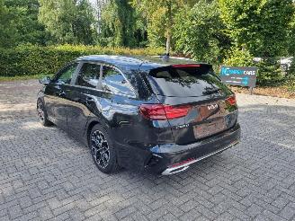 Schadeauto Kia Ceed 1.5 T-GDI 117KW Aut. GTline 2023/5