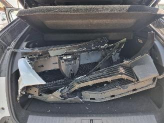 Peugeot 3008 Hybrid 136 Aut. GT picture 22