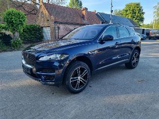 Voiture accidenté Jaguar F-Pace 20d Aut. AWD Prestige Pano 2017/5