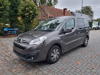 krockskadad bil auto Citroën Berlingo Multispace 1.6 VTI Airco 2016/5