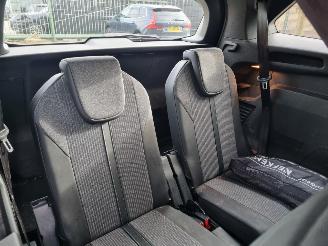 Peugeot 5008 Puretech 130 Allure Pack 7 Pers. Navi Camera picture 11