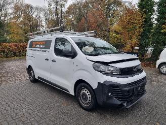 Avarii auto utilitare Opel Vivaro 1.5D 120 Airco Navi Facelift 2024/12