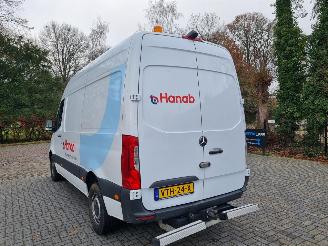 Mercedes Sprinter 317 CDI Aut L2 H2 Mbux Airco picture 3