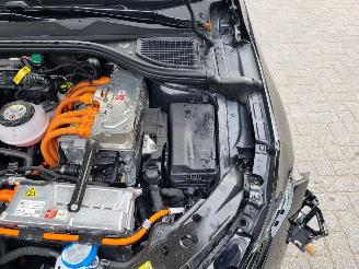 Volkswagen Golf eHybrid Pano Navi Led picture 10