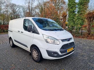 damaged commercial vehicles Ford Transit Custom 2.2 TDCI Trend airco 2015/5
