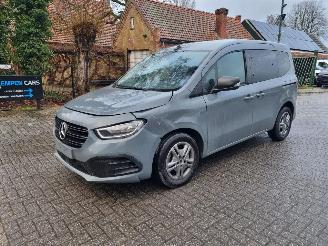 damaged passenger cars Mercedes Citan Tourer 110 2023/5