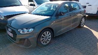 Unfallwagen Audi A1 30TFSI Aut Sline Navi Stoelverw 2024/3
