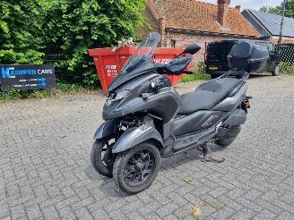 Schade motor Yamaha Overige Tricity 300 2020/5