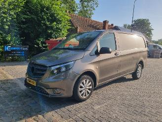 krockskadad bil bedrijf Mercedes Vito 114 CDI Aut. Lang MARGE 2018/8