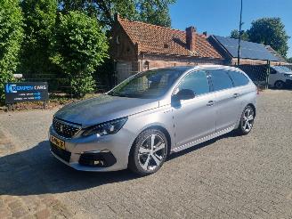 Damaged car Peugeot 308 Puretech 130 GT Line Pano 2021/2
