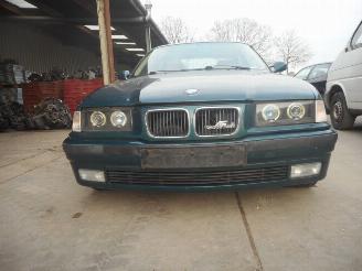 Auto da rottamare BMW 3-serie 323ia  coupe 1997/1