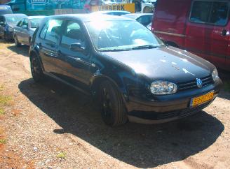 Volkswagen Golf  picture 2