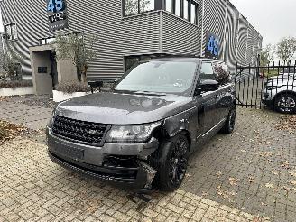 Unfallwagen Land Rover Range Rover 3.0 TDV6 AUTOBIOGRAPHY / PANORAMA / MERIDIAN / VOL! 2015/9
