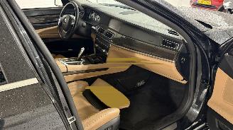 BMW 7-serie 730d/PANO/MEMORY/HEAD-UP/VENTILATIE/4xSTOELVERW./XENON-LED/FULL-ASSIST/TREKHAAK/VOL! picture 18