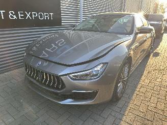 Unfallwagen Maserati Ghibli 3.0 V6 Q4 Gran-Lusso Aut / SOFT-CLOSE / MINIMAL DAMAGE 2018/11