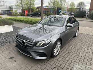 krockskadad bil auto Mercedes E-klasse 200 AMG PANO/LED/19INCH 2016/11