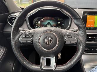 MG EHS 1.5 TGDI PHEV 190KW Aut. Luxury PANO VOL! picture 22