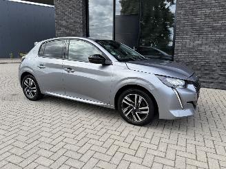 Peugeot 208 1.2 PureTech 101PK EAT8 Aut. Allure picture 2