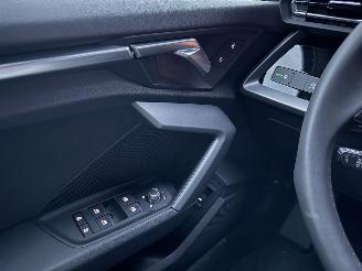 Audi A3 Sportback NEW MODEL! 35 TDI 150PK S-tronic S-line picture 33