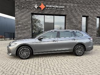 Coche accidentado Volkswagen Passat VARIANT NEW MODEL! 1.5 eTSI 150PK DSG7 Elegance 2024/6