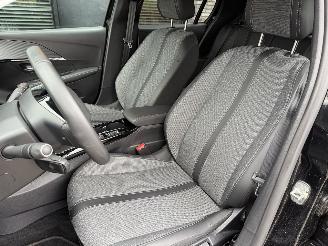 Peugeot 208 NEW MOD! 1.2 Turbo 101PK Allure picture 18