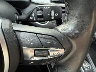 BMW X2 25e xDrive 220PK Steptronic M-Sport PANO VOL! picture 32