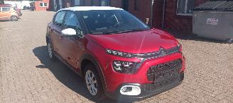 krockskadad bil auto Citroën C3 You! edition 1.2-benzine Full-Led CruiseControl Airconditioning stoelverwarming Dab-radio mistlampen drivelane assistent elektrische ruiten Elektrische spiegels 2022/11