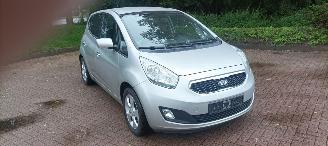 skadebil auto Kia Venga Automaat Climatecontrol CruiseControl Stoelverwarming Lichtautomaat Privacyglas Trekhaak 2013/8