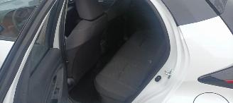 Toyota Yaris Bj:11-2024 1.5-Hybrid HEV Facelift Digitale Cockpit full-Led Parelmoer Lak picture 22