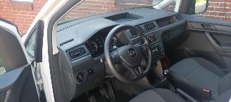 Volkswagen Caddy Bj:02-2016 Lkw Facelift model 2.0 TDI DPF 75pk Airconditioning Elektrische ramen Elektrische-spiegels met verwarming Centrale vergrendeling met afstandsbediening Start-Stop systeem Tussenwand met glas achteruitrijspiegel Radio met usb schuifdeur Rechts la picture 13