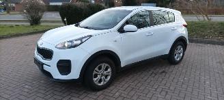 Vaurioauto  passenger cars Kia Sportage  2017/9