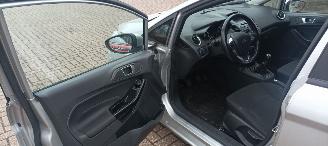 Ford Fiesta 1.5-TDCI euro-6 Airconditioning stoelverwarming Led koplampen elektrische inklapbare buitenspiegels Parkeersensoren voor& achter picture 11