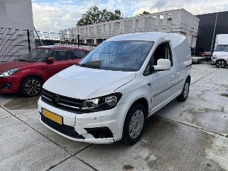 skadebil auto Volkswagen Caddy 2.0 TDI BMT AUTOMAAT Exclusief Edition Camera-NAVI 2019/2