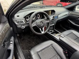 Mercedes E-klasse 220 d BleuTEC -AUTOMAAT-LEDER-NAVI-SCHUIFDAK picture 3