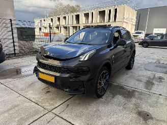 krockskadad bil auto Lynk & Co 01 1.5 Plug-In-Hybrid 2021/8